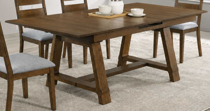 Everly Dining Table (1x16 Leaf)