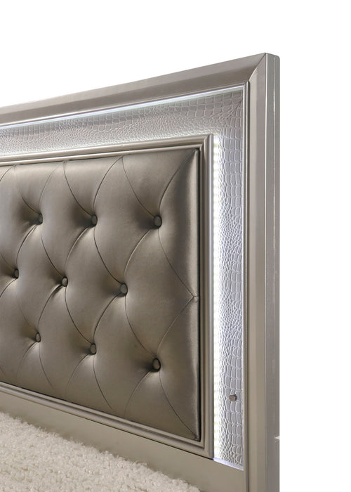 Lyssa - Queen 4 Piece Bedroom Set - Champagne