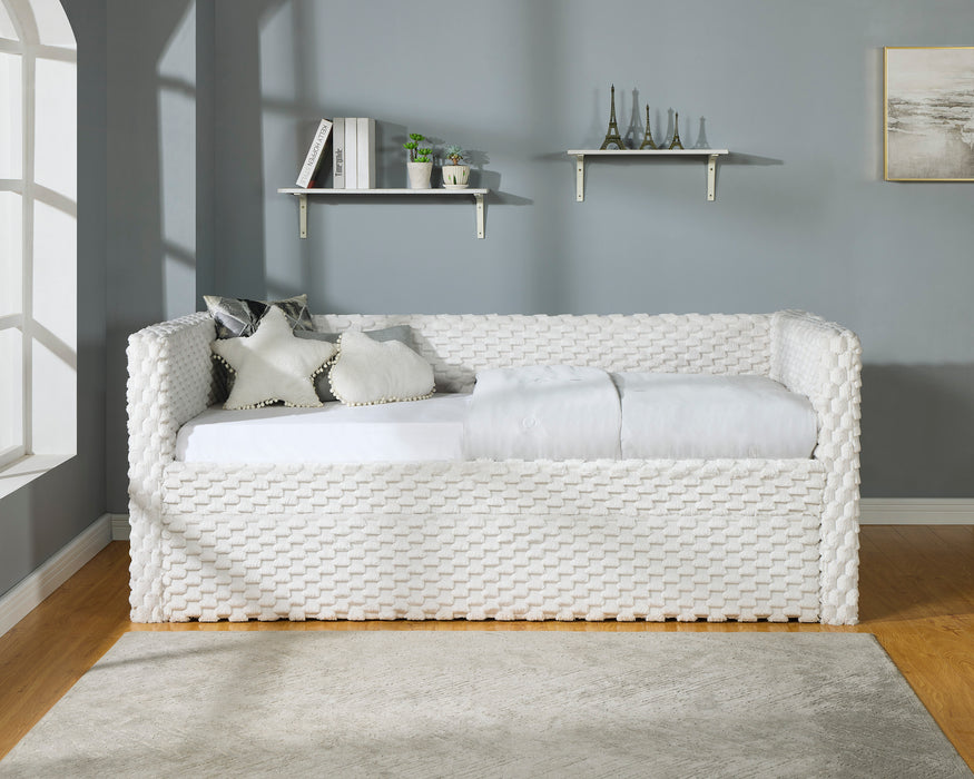 Molly Daybed in Dove White