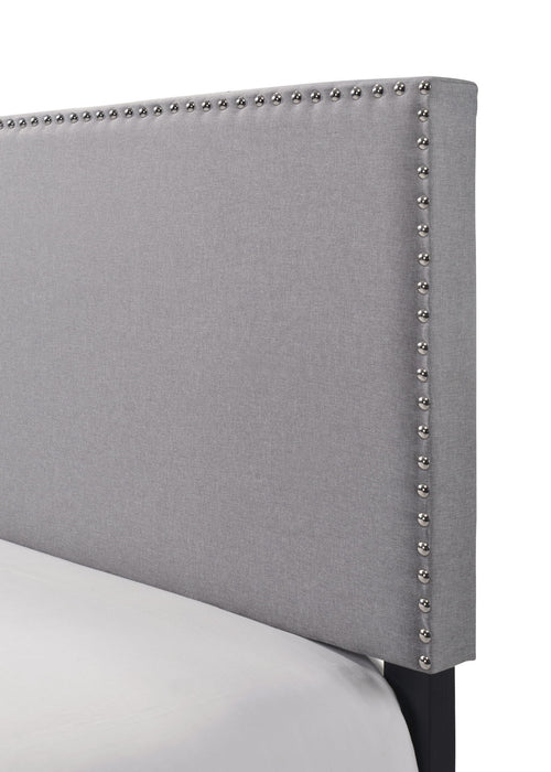 Erin - Queen Nailhead Bed - Gray
