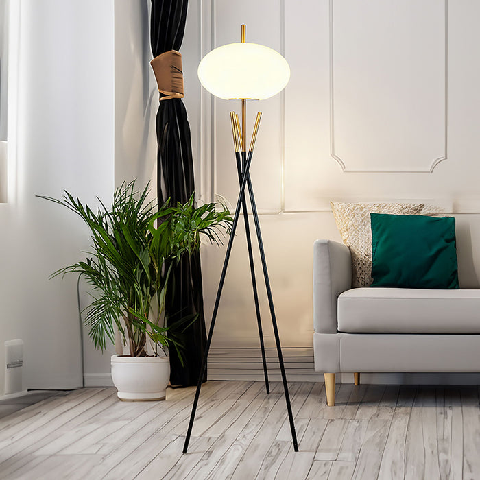 Floor Lamp - Black / Gold