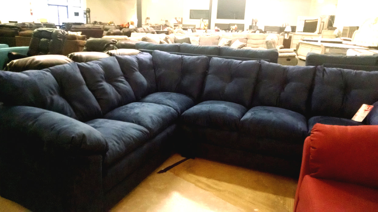 9300 Sectional set by L&A