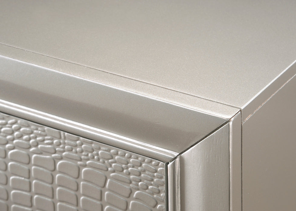 Lyssa Champagne 7 Drawer Dresser In Embossed Crocodile Pattern