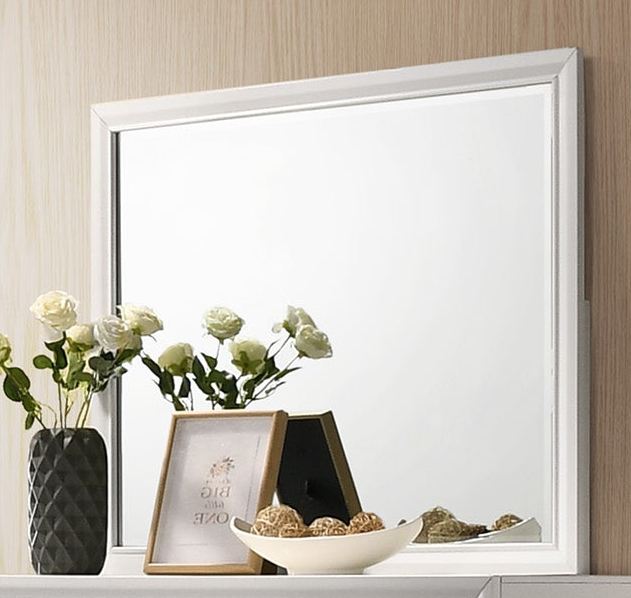 Lyssa Frost Whiter Dresser Top Mirror