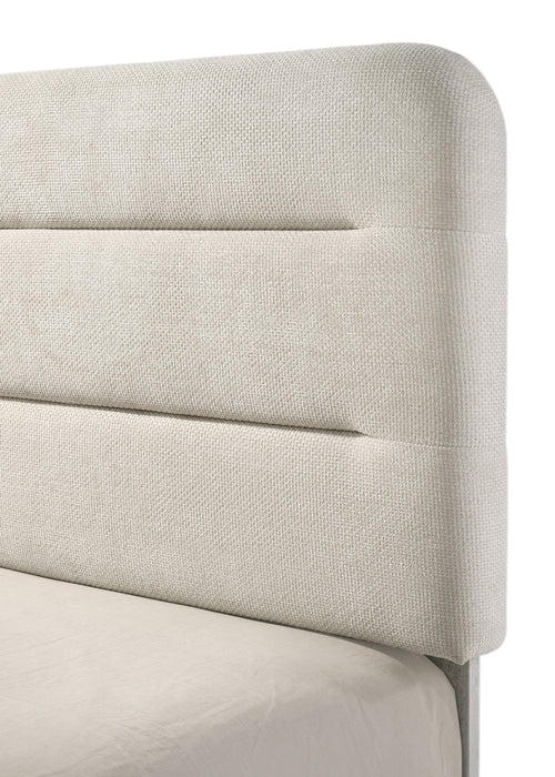 Nyomi Bed