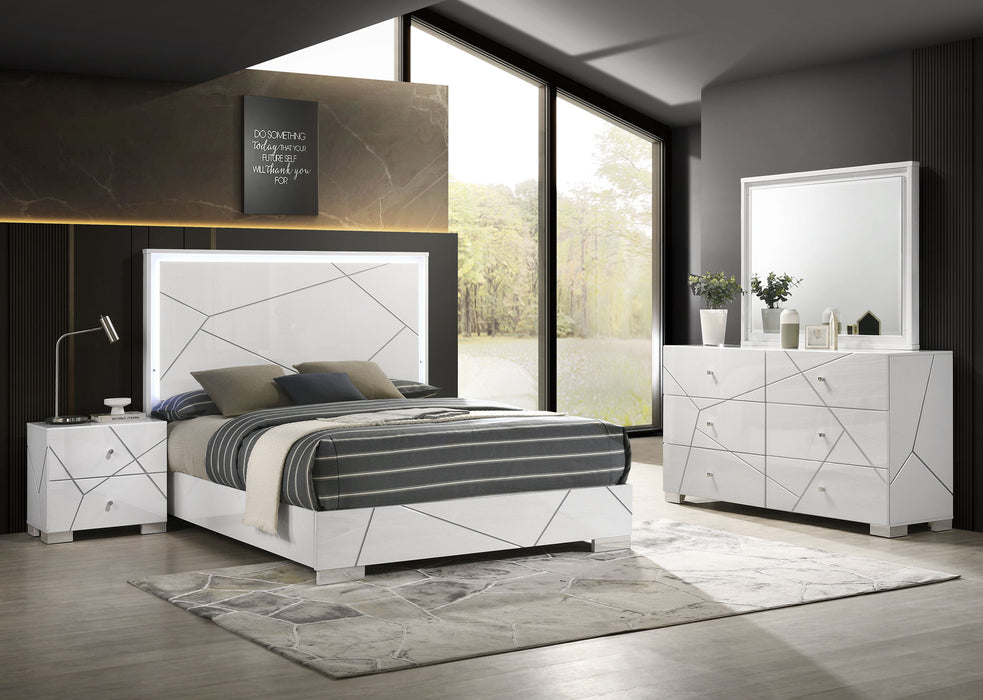 Ayla - King 4 Piece Bedroom Set - White