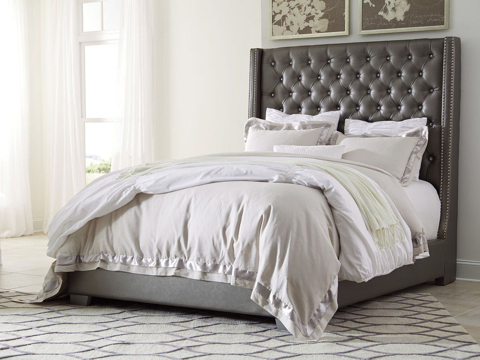 Coralayne - Upholstered Bed